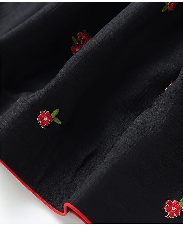Pine Kids Woven Sleeveless Choli Lehenga Set With Floral Embroidery & Dupatta - Black