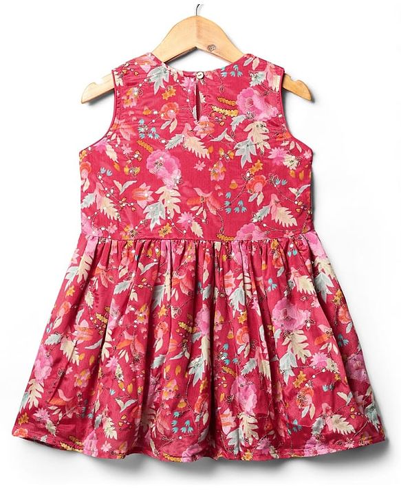 Pine Kids Woven Sleeveless Kurta Gharara Set With Floral Print & Dupatta - Dark Pink