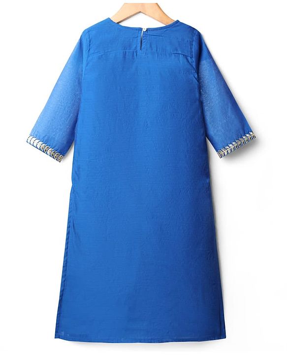 Pine Kids Woven Three Fourth Sleeves Kurti Chudidar Set With Floral Embroidery & Dupatta - Blue
