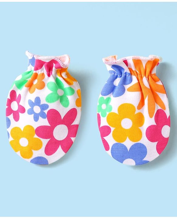 Babyhug 100% Cotton Interlock Knit Cap Mittens & Booties Set With Floral Print White - Diameter 15 cm