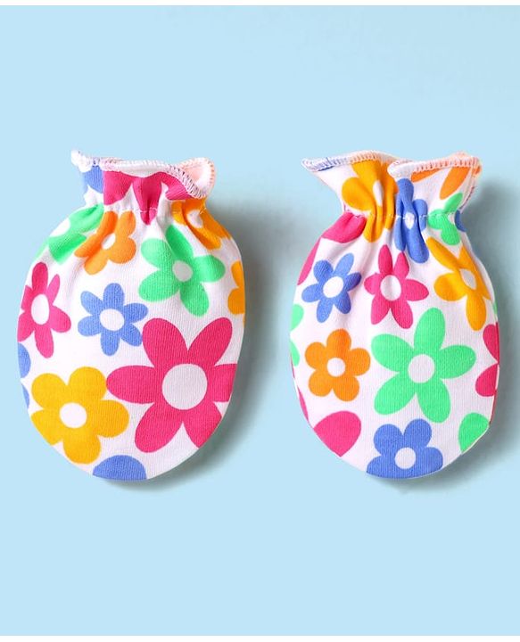 Babyhug 100% Cotton Interlock Knit Cap Mittens & Booties Set With Floral Print White - Diameter 15 cm