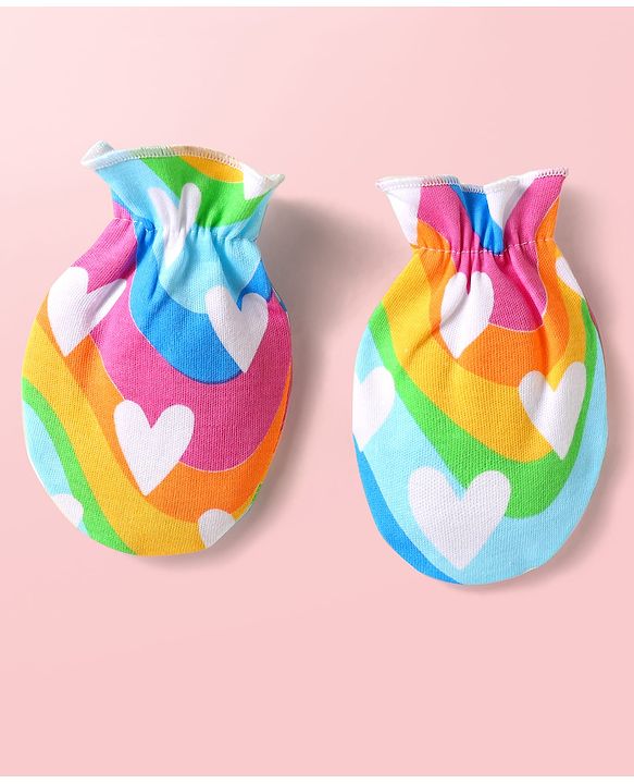 Babyhug 100% Cotton Interlock Knit Cap Mittens & Booties Set with Heart Print & Color Block Design Multicolor - Diameter 14 cm