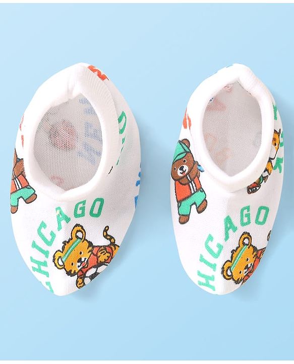 Babyhug 100% Cotton Interlock Knit Cap Mittens & Booties Set With Animal Print White - Diameter 10 cm