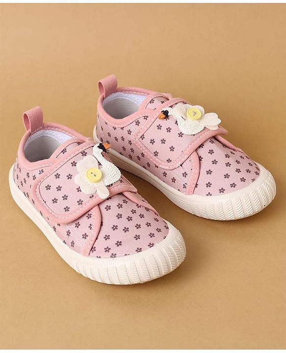 Cute Walk by Babyhug Velcro Closure Casual Shoes with Floral Print & Applique - Pink