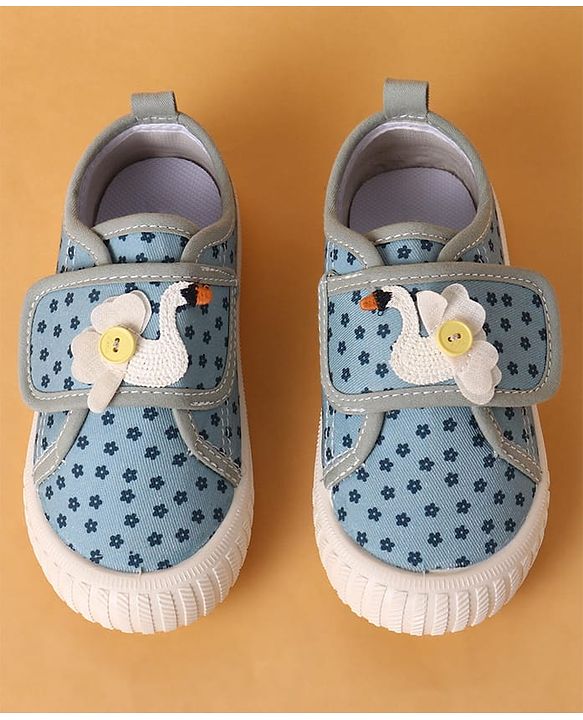 Cute Walk by Babyhug Velcro Closure Casual Shoes with Floral Print & Applique - Pink