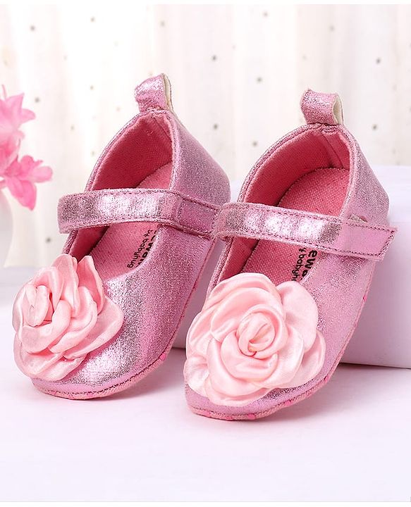 Cute Walk by Babyhug Velcro Closure Booties With Floral Applique - Pink