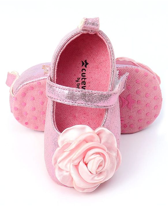 Cute Walk by Babyhug Velcro Closure Booties with Floral Applique - Pink