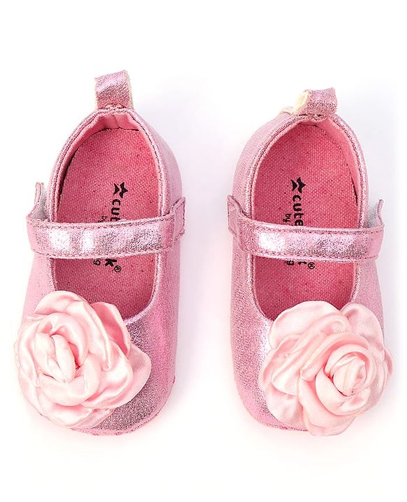 Cute Walk by Babyhug Velcro Closure Booties with Floral Applique - Pink