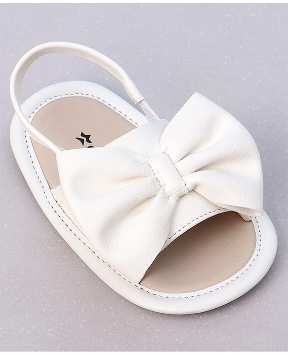 Cute Walk by Babyhug Booties with Back Strap & Bow Applique - White