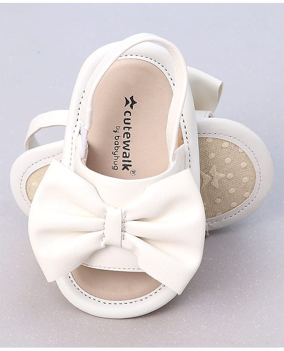 Cute Walk by Babyhug Booties with Back Strap & Bow Applique - White