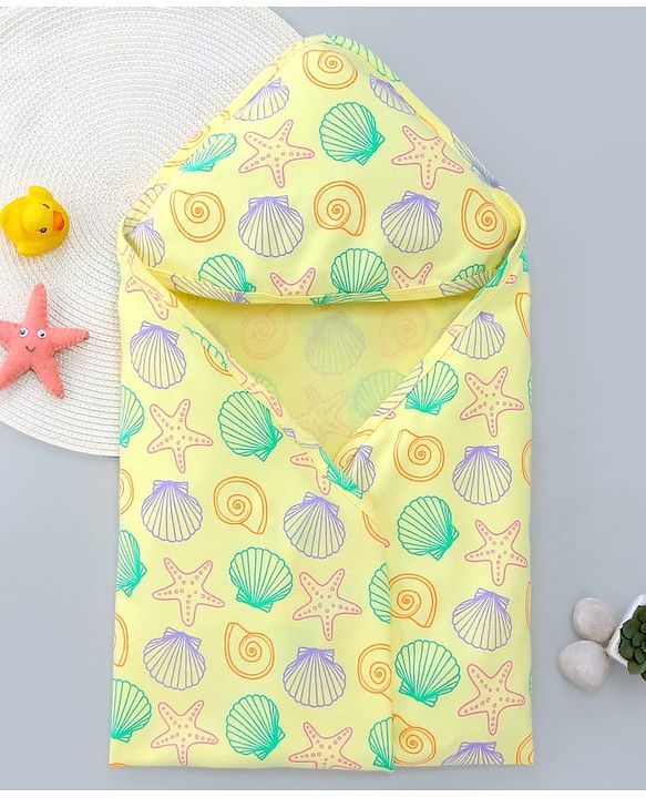Babyhug Interlock Knit Hooded Wrapper with Sea Life Print L 76.2 x B 76.2 cm - Yellow