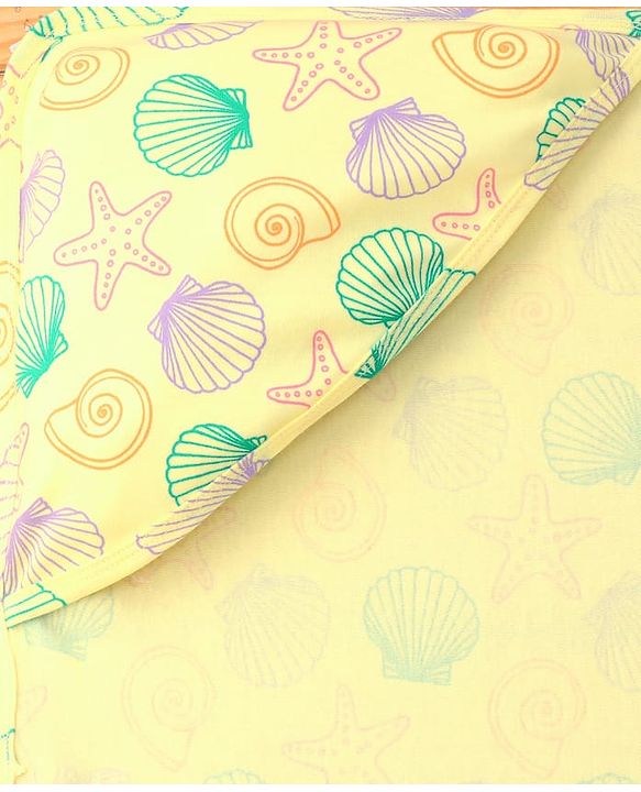Babyhug Interlock Knit Hooded Wrapper with Sea Life Print L 76.2 x B 76.2 cm - Yellow