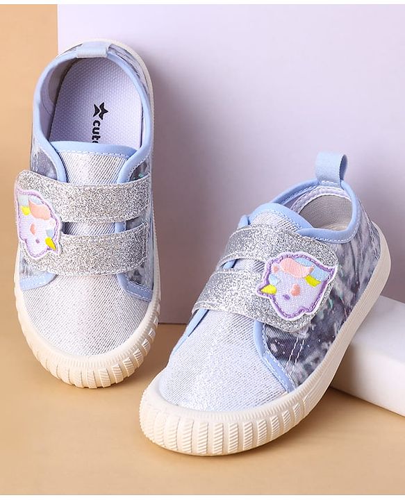 Cute Walk by Babyhug Velcro Closure Casual Shoes with Glitter Print - Silver