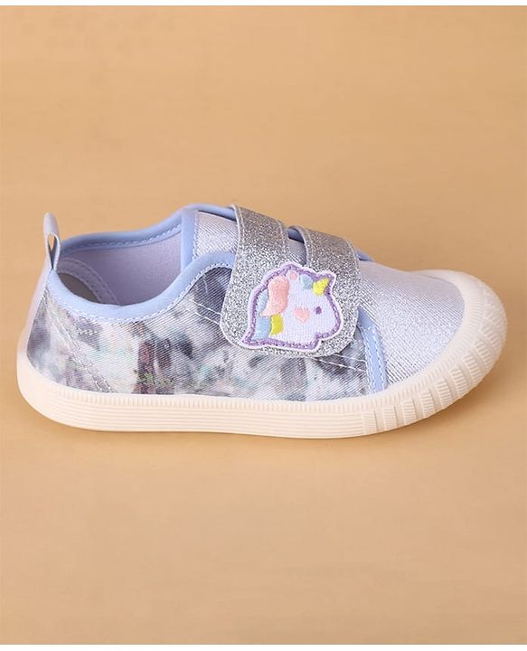 Cute Walk by Babyhug Velcro Closure Casual Shoes with Glitter Print - Silver