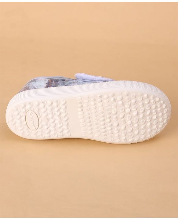 Cute Walk by Babyhug Velcro Closure Casual Shoes with Glitter Print - Silver