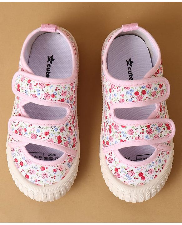 Cute Walk by Babyhug Velcro Closure Casual Shoes with Floral Print - Purple