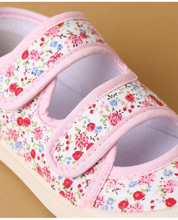 Cute Walk by Babyhug Velcro Closure Casual Shoes with Floral Print - Purple