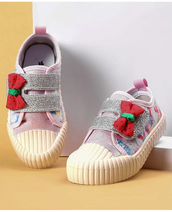 Cute Walk by Babyhug Casual Shoes with Velcro Closure & Bow Applique - Green & Orange