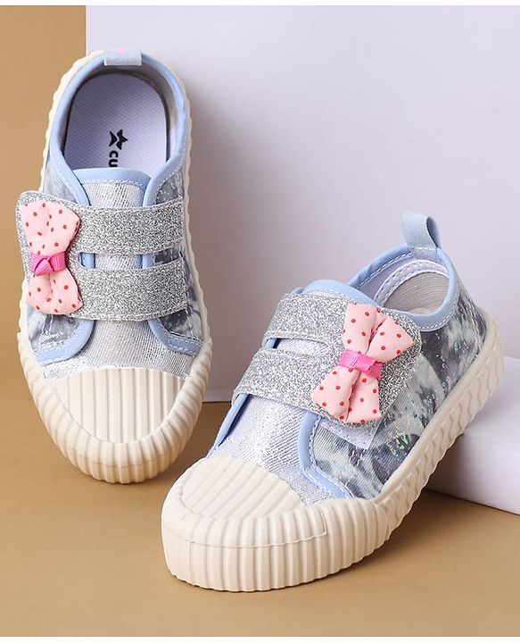 Cute Walk by Babyhug Casual Shoes with Velcro Closure & Bow Applique - Green & Orange