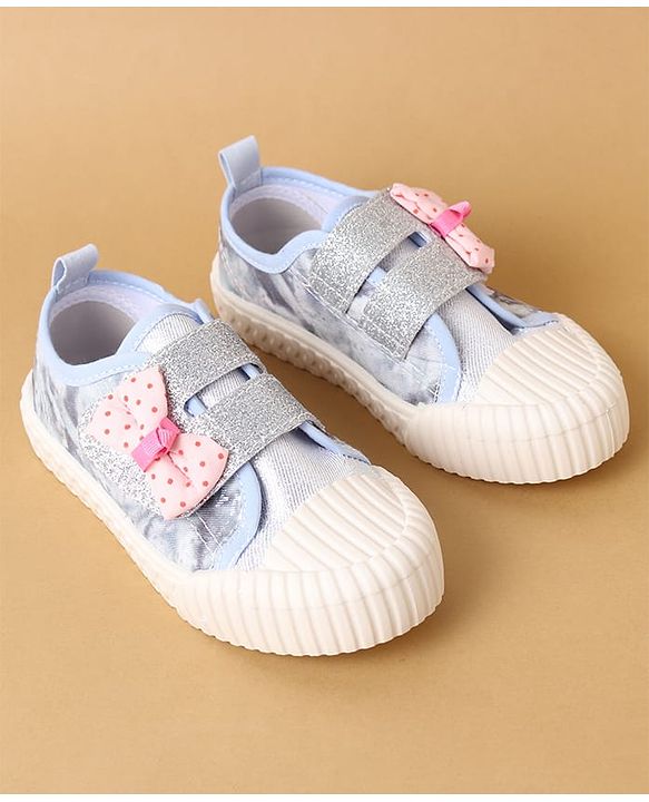 Cute Walk by Babyhug Casual Shoes with Velcro Closure & Bow Applique - Green & Orange
