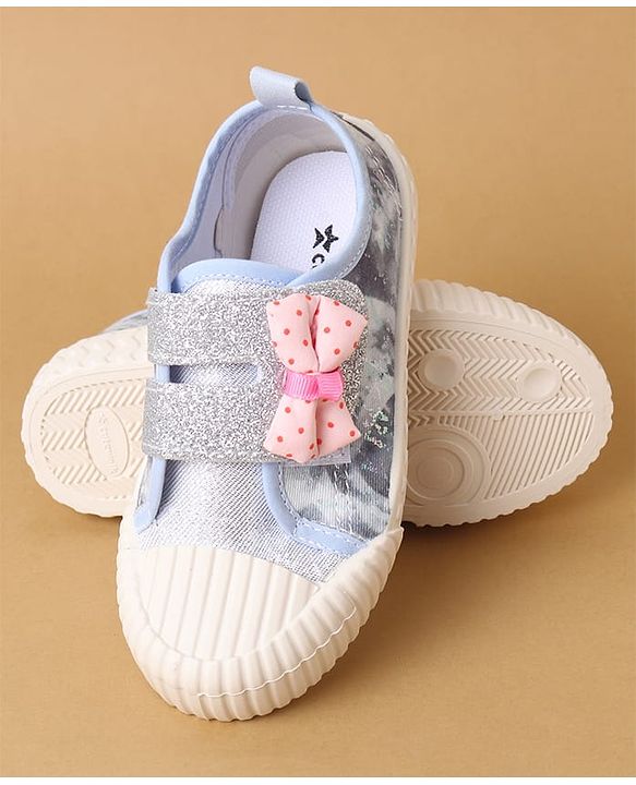 Cute Walk by Babyhug Casual Shoes with Velcro Closure & Bow Applique - Green & Orange