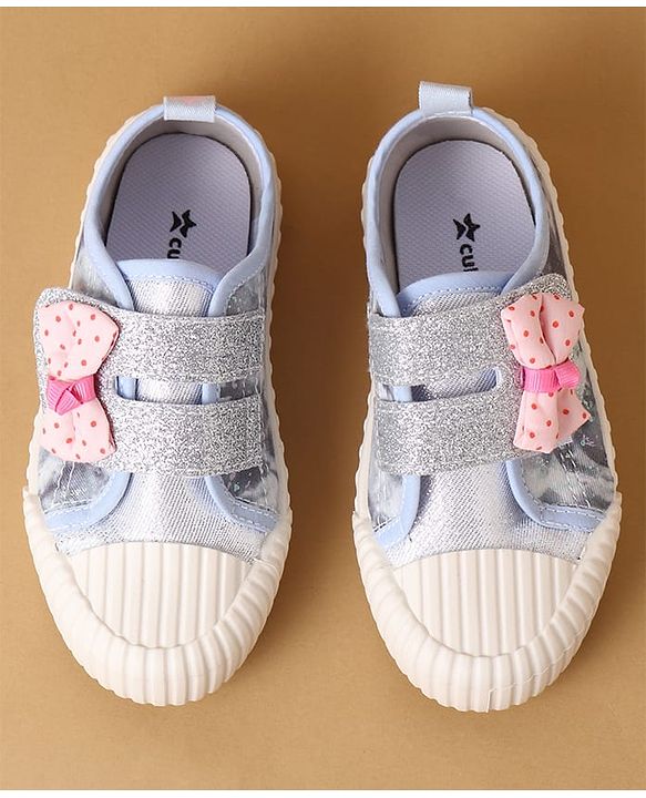 Cute Walk by Babyhug Casual Shoes with Velcro Closure & Bow Applique - Green & Orange