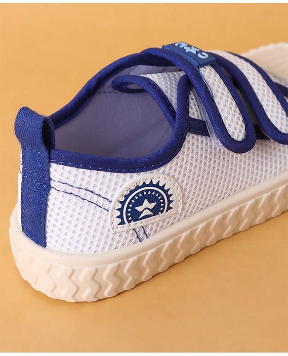 Cute Walk by Babyhug Velcro Closure Casual Shoes - Pink
