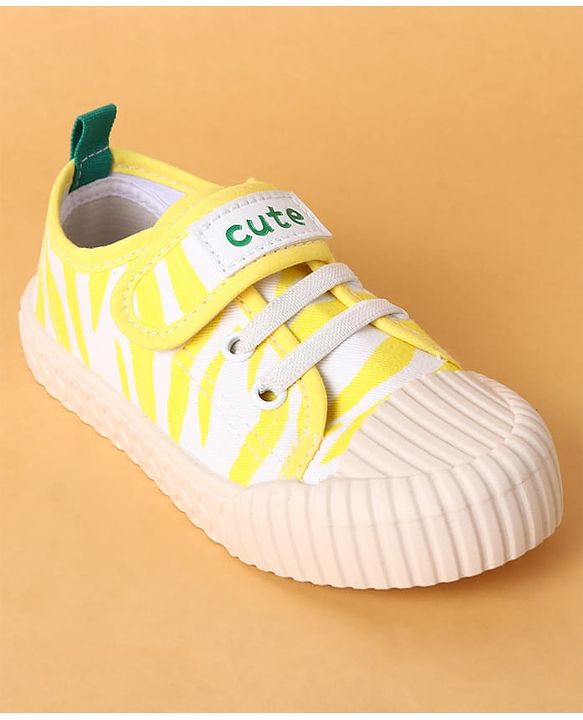 Cute Walk by Babyhug Velcro Closure Casual Shoes With Text Print - Yellow