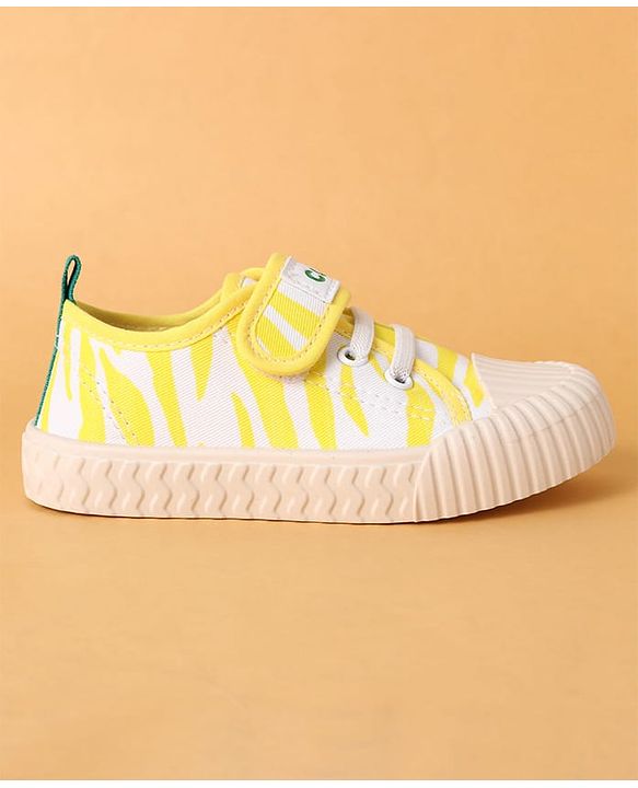 Cute Walk by Babyhug Velcro Closure Casual Shoes With Text Print - Yellow