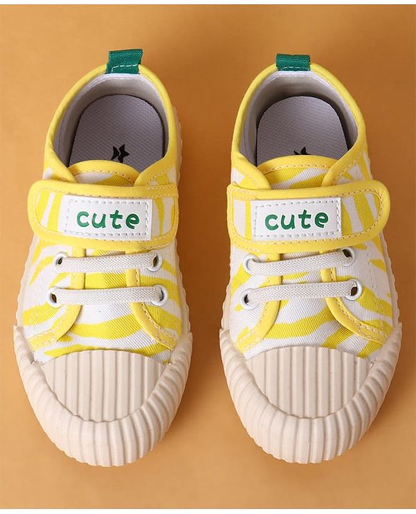 Cute Walk by Babyhug Velcro Closure Casual Shoes With Text Print - Yellow