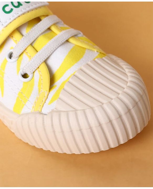 Cute Walk by Babyhug Velcro Closure Casual Shoes With Text Print - Yellow