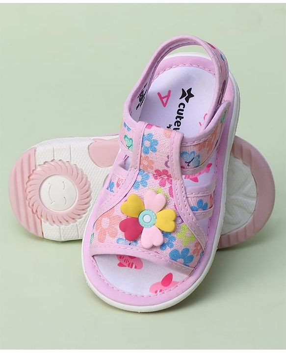 Cute Walk by Babyhug Sandals with Velcro Closure & Floral Applique - Blue
