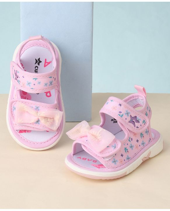 Cute Walk by Babyhug Sandals with Velcro Closure Floral Print & Bow Applique - Pink