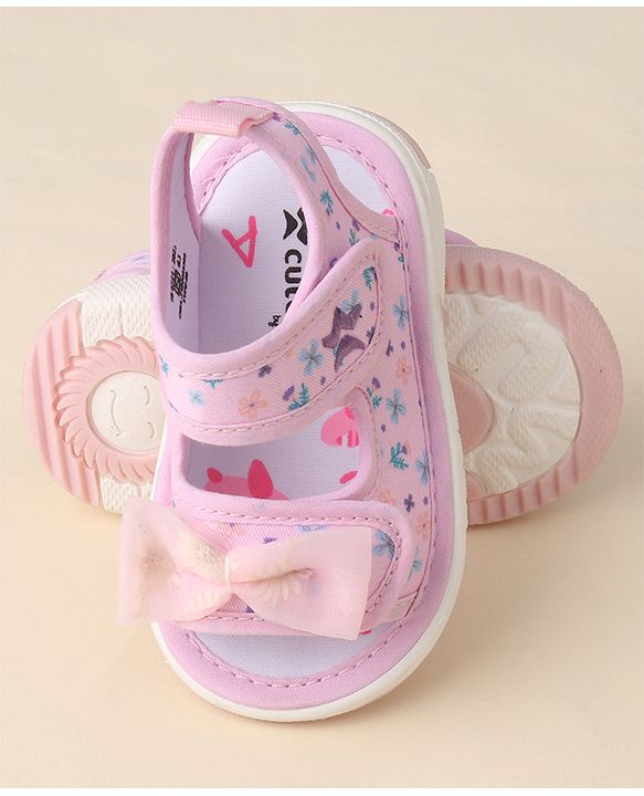 Cute Walk by Babyhug Sandals with Velcro Closure Floral Print & Bow Applique - Pink