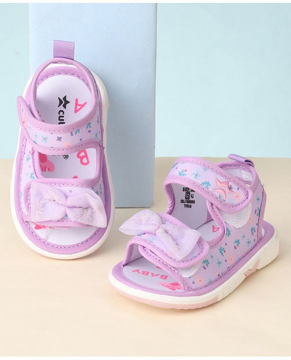 Cute Walk by Babyhug Sandals with Velcro Closure Floral Print & Bow Applique - Purple