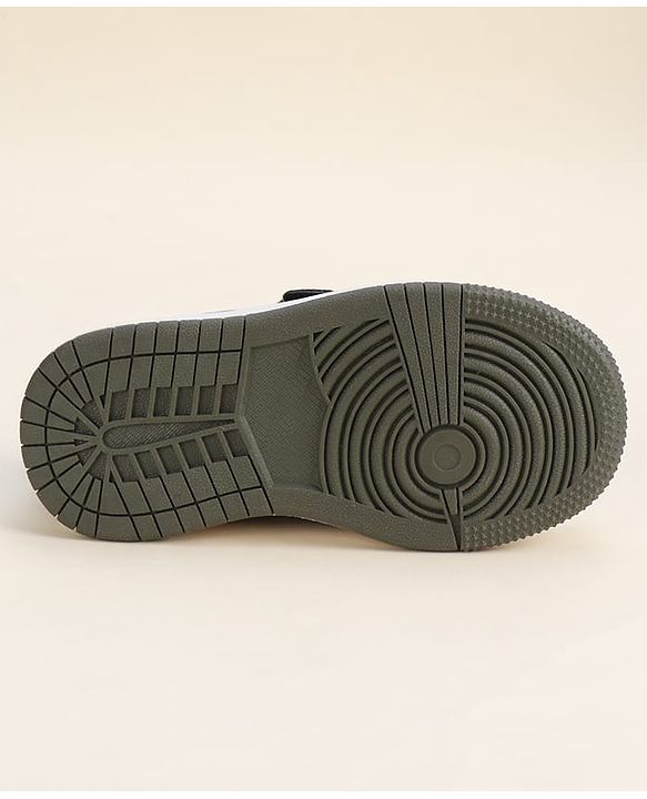 Cute Walk by Babyhug Solid Party Wear Shoes With Velcro Closure - Black