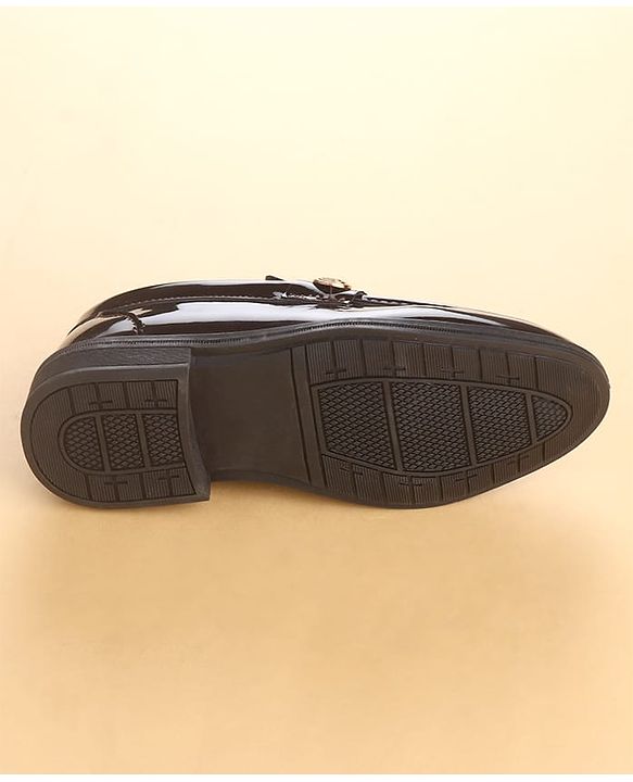 Cute Walk by Babyhug Loafers with Applique - Black