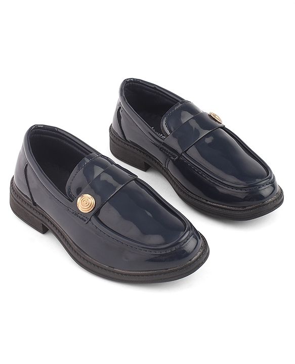 Cute Walk by Babyhug Loafers with Applique - Black