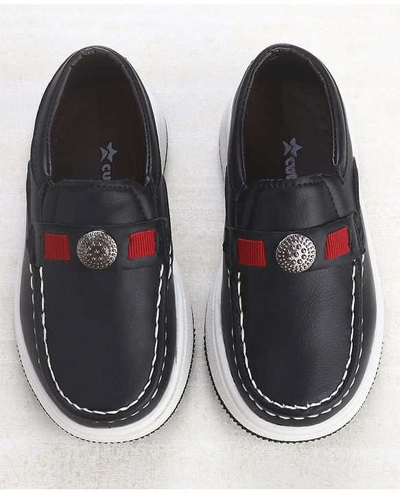 Cute Walk by Babyhug Slip On 3D Applique Loafers - Black