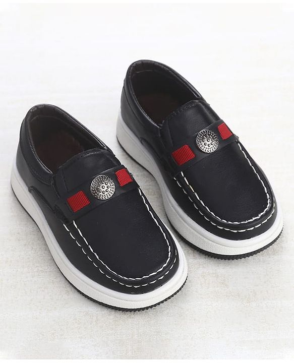 Cute Walk by Babyhug Slip On 3D Applique Loafers - Black