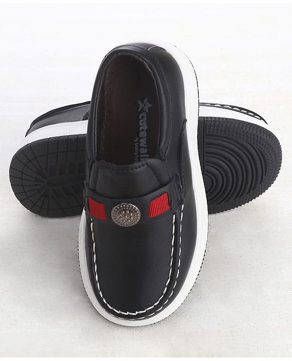 Cute Walk by Babyhug Slip On 3D Applique Loafers - Black