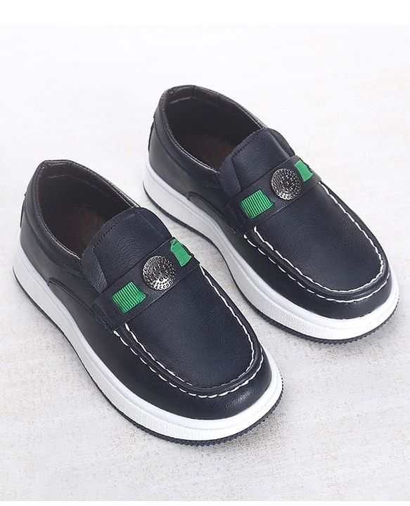 Cute Walk by Babyhug Slip On 3D Applique Loafers - Black