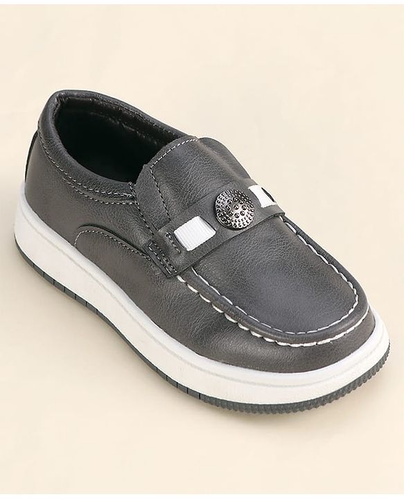 Cute Walk by Babyhug Slip On 3D Applique Loafers - Black