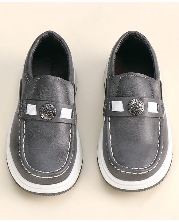 Cute Walk by Babyhug Slip On 3D Applique Loafers - Black