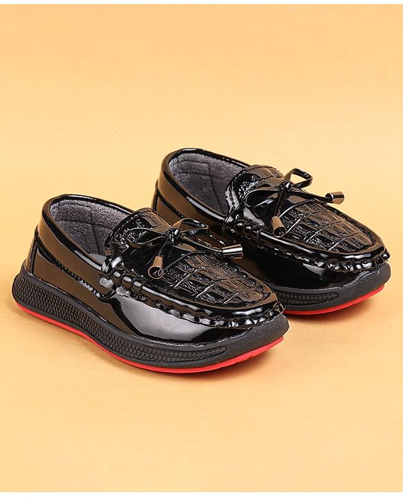 Cute Walk by Babyhug Slip On Loafers With Lace Applique - Black