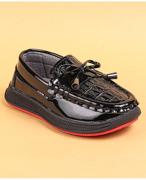 Cute Walk by Babyhug Slip On Loafers With Lace Applique - Black