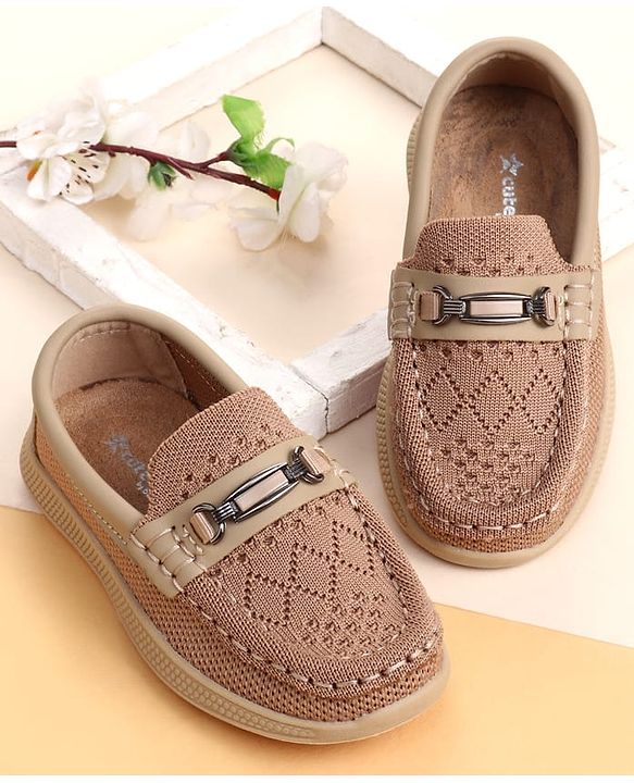 Cute Walk by Babyhug Slip On Solid Loafers - Brown