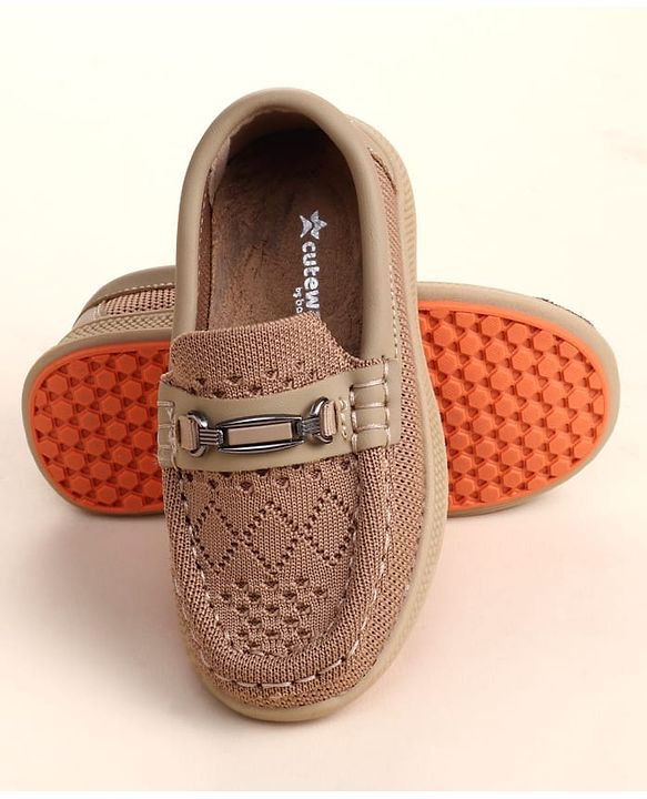 Cute Walk by Babyhug Slip On Solid Loafers - Brown