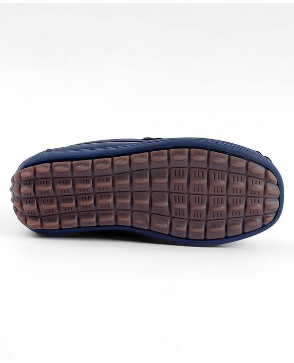 Cute Walk by Babyhug Solid Slip On Loafers with Star Applique - Navy Blue