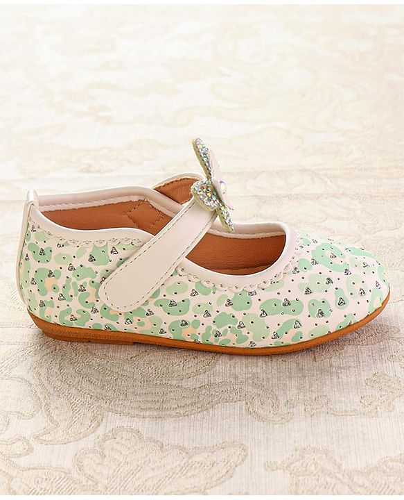 Cute Walk by Babyhug Ballerinas with Velcro Closure Heart Print & Bow Applique - Mint